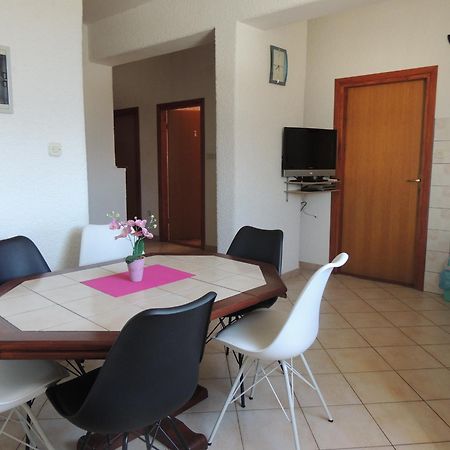 Apartment Nela Bale Luaran gambar