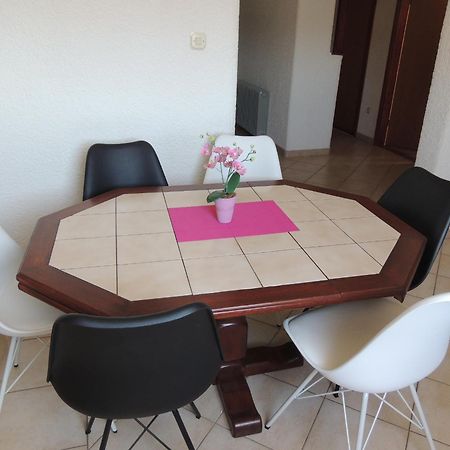 Apartment Nela Bale Luaran gambar